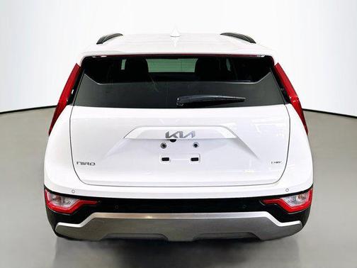 2023 Kia Niro Touring