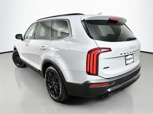 Wolf Gray 2022 Kia Telluride SX