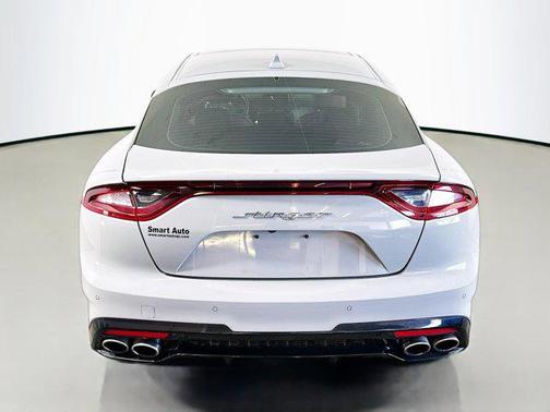 2021 Kia Stinger GT2