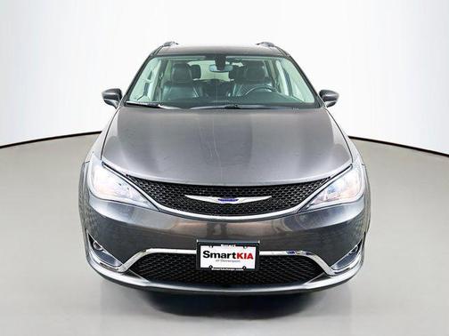 2020 Chrysler Pacifica Touring-L Plus