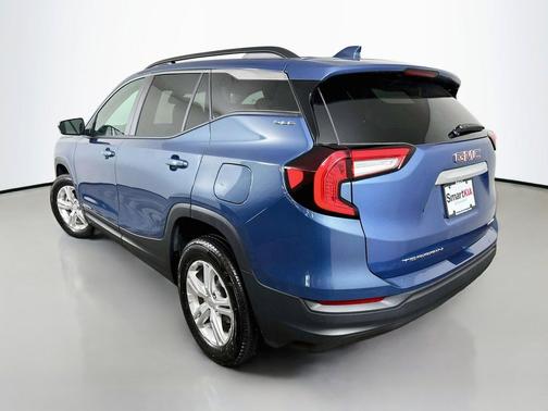 Downpour Metallic 2024 GMC Terrain SLE