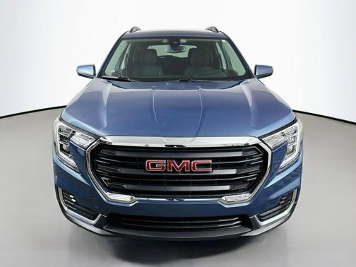 Downpour Metallic 2024 GMC Terrain SLE