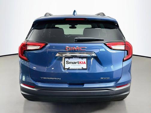 Downpour Metallic 2024 GMC Terrain SLE