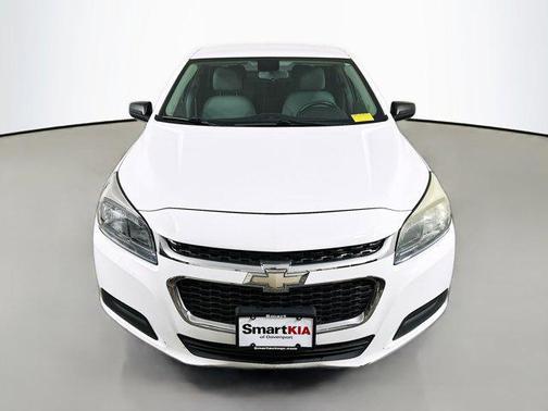Summit White 2015 Chevrolet Malibu 1LS
