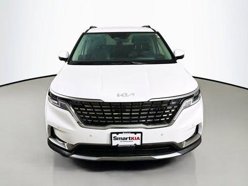 2023 Kia Carnival SX