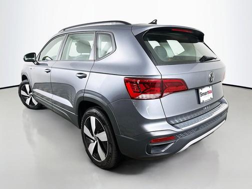 Platinum Gray Metallic 2024 Volkswagen Taos S