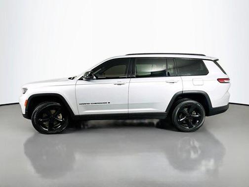 2022 Jeep Grand Cherokee L Altitude