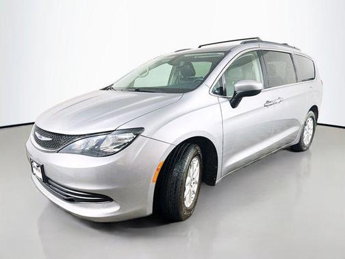 2020 Chrysler Voyager LXI