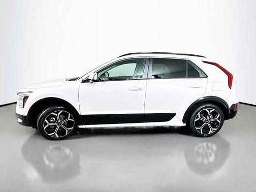 2023 Kia Niro Touring