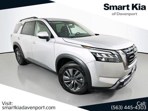 2023 Nissan Pathfinder SV