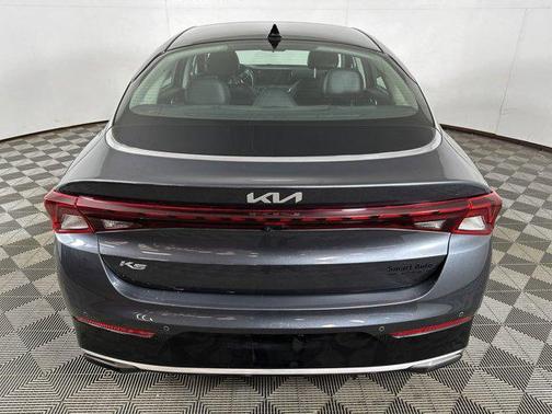 Gravity Gray 2022 Kia K5 EX