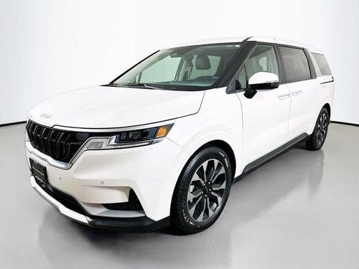 2022 Kia Carnival EX