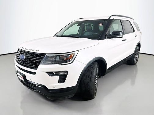 White Platinum Clearcoat Metallic 2018 Ford Explorer Sport