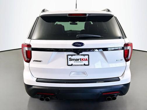 White Platinum Clearcoat Metallic 2018 Ford Explorer Sport