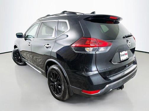 Magnetic Black 2018 Nissan Rogue SV