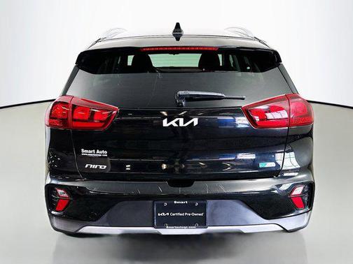 2022 Kia Niro LXS