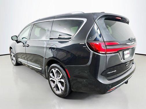 2021 Chrysler Pacifica L