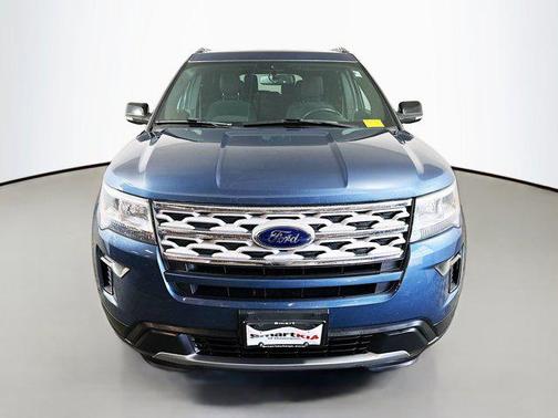 BLUE METALLIC 2018 Ford Explorer XLT