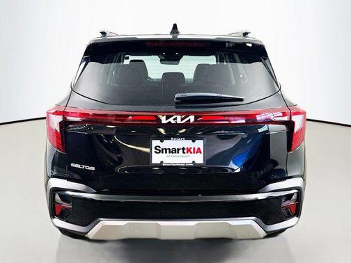 Fusion Black 2024 Kia Seltos S