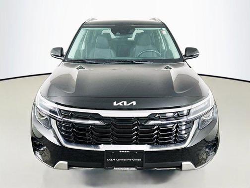 Fusion Black 2024 Kia Seltos S