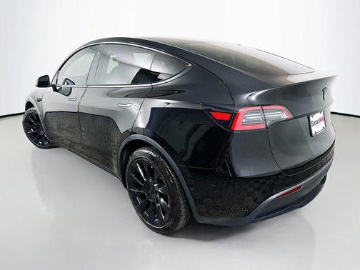 Black 2021 Tesla Model Y Long Range