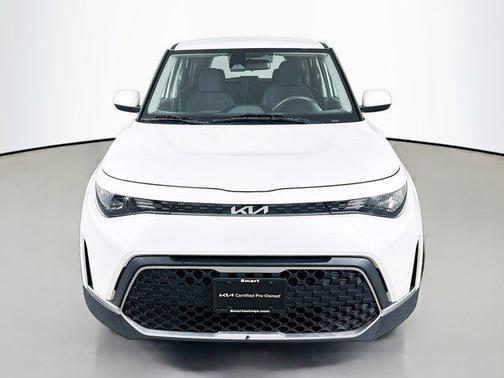 Snow White Pearl 2024 Kia Soul LX