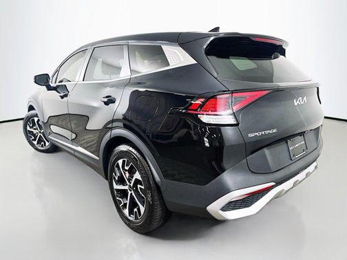 Ebony Black 2025 Kia Sportage EX