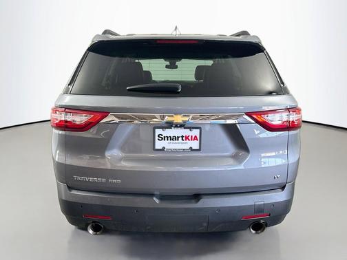 Satin Steel Metallic 2020 Chevrolet Traverse LT Leather