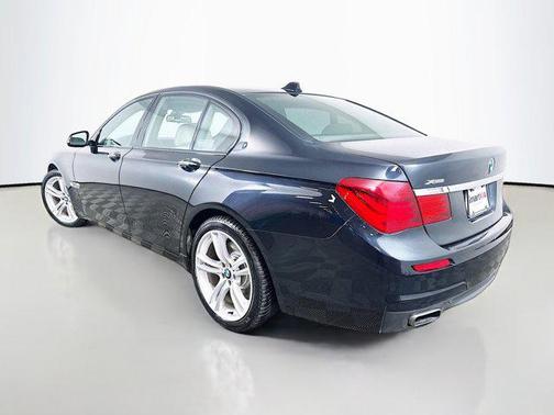 2013 BMW 750 i xDrive
