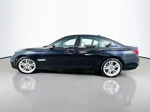 2013 BMW 750 i xDrive