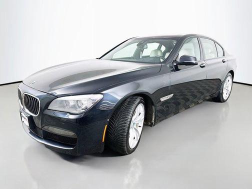 2013 BMW 750 i xDrive