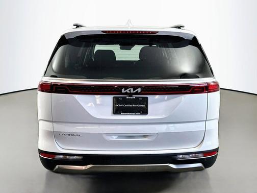 Snow White Pearl 2024 Kia Carnival SX Prestige