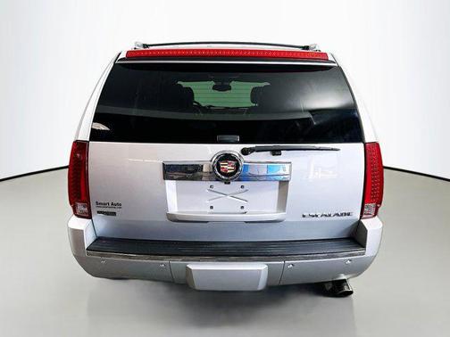 2011 Cadillac Escalade Premium