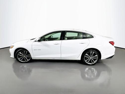 Summit White 2024 Chevrolet Malibu LT