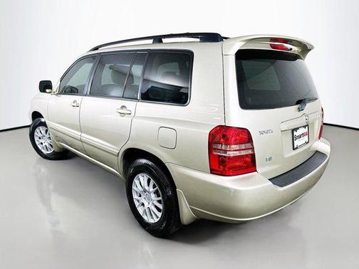 2003 Toyota Highlander Base