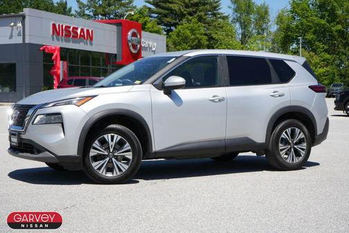 Brilliant Silver Metallic 2023 Nissan Rogue SV