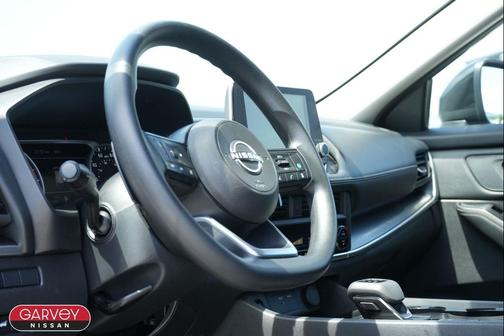 Super Black 2024 Nissan Rogue SV