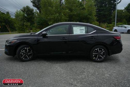 Super Black 2025 Nissan Sentra SV