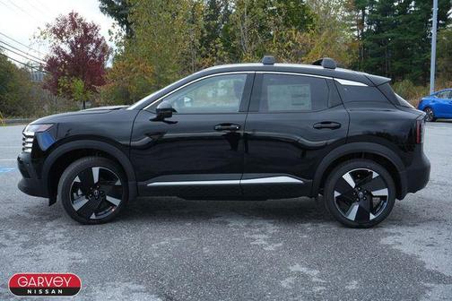Super Black 2026 Nissan Kicks SR