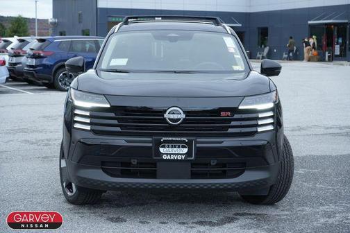 Super Black 2026 Nissan Kicks SR