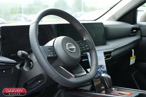 Canyon Bronze Metallic 2025 Nissan Kicks SR