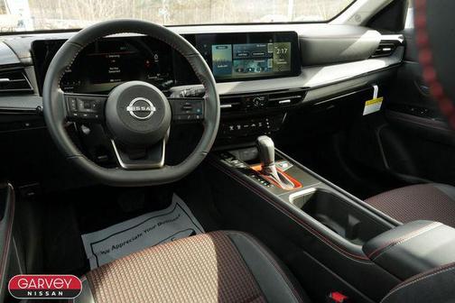 Canyon Bronze Metallic 2025 Nissan Kicks SR