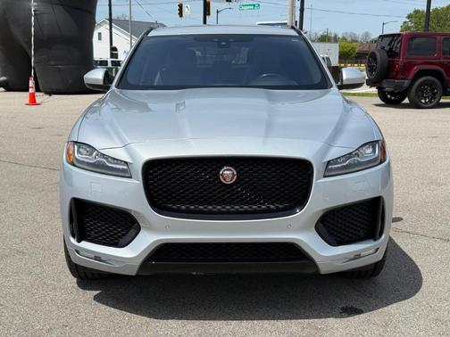 2018 Jaguar F-PACE S
