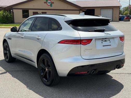 2018 Jaguar F-PACE S