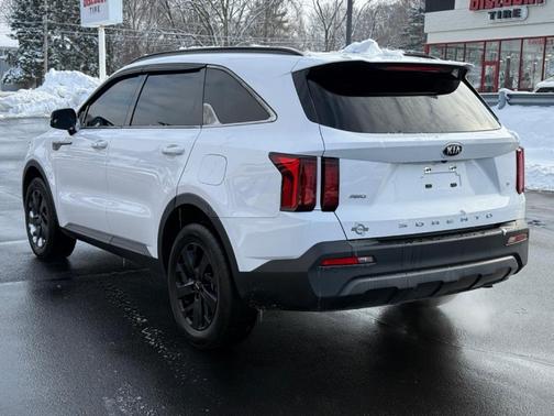 2021 Kia Sorento S