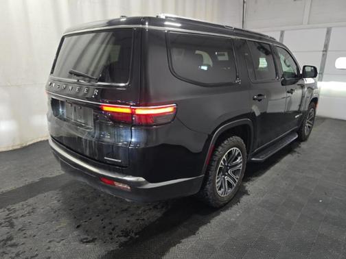 OTHER 2022 Jeep Wagoneer Series III