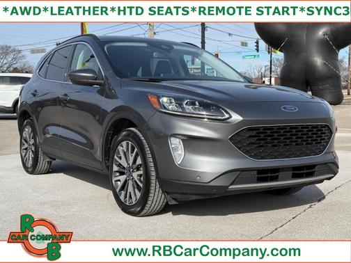 2022 Ford Escape Titanium