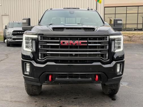 2022 GMC Sierra 2500 AT4
