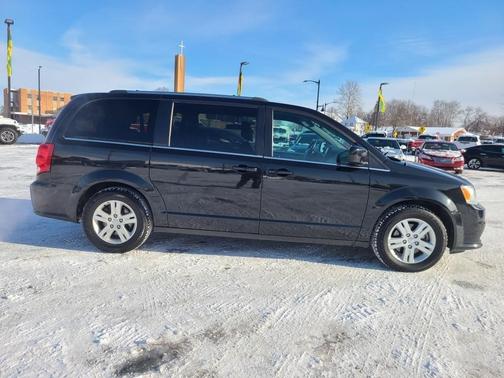 2019 Dodge Grand Caravan SXT for sale in South Bend, IN - image 8