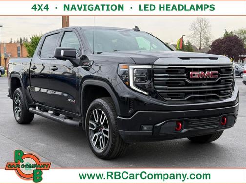 Black 2022 GMC Sierra 1500 AT4